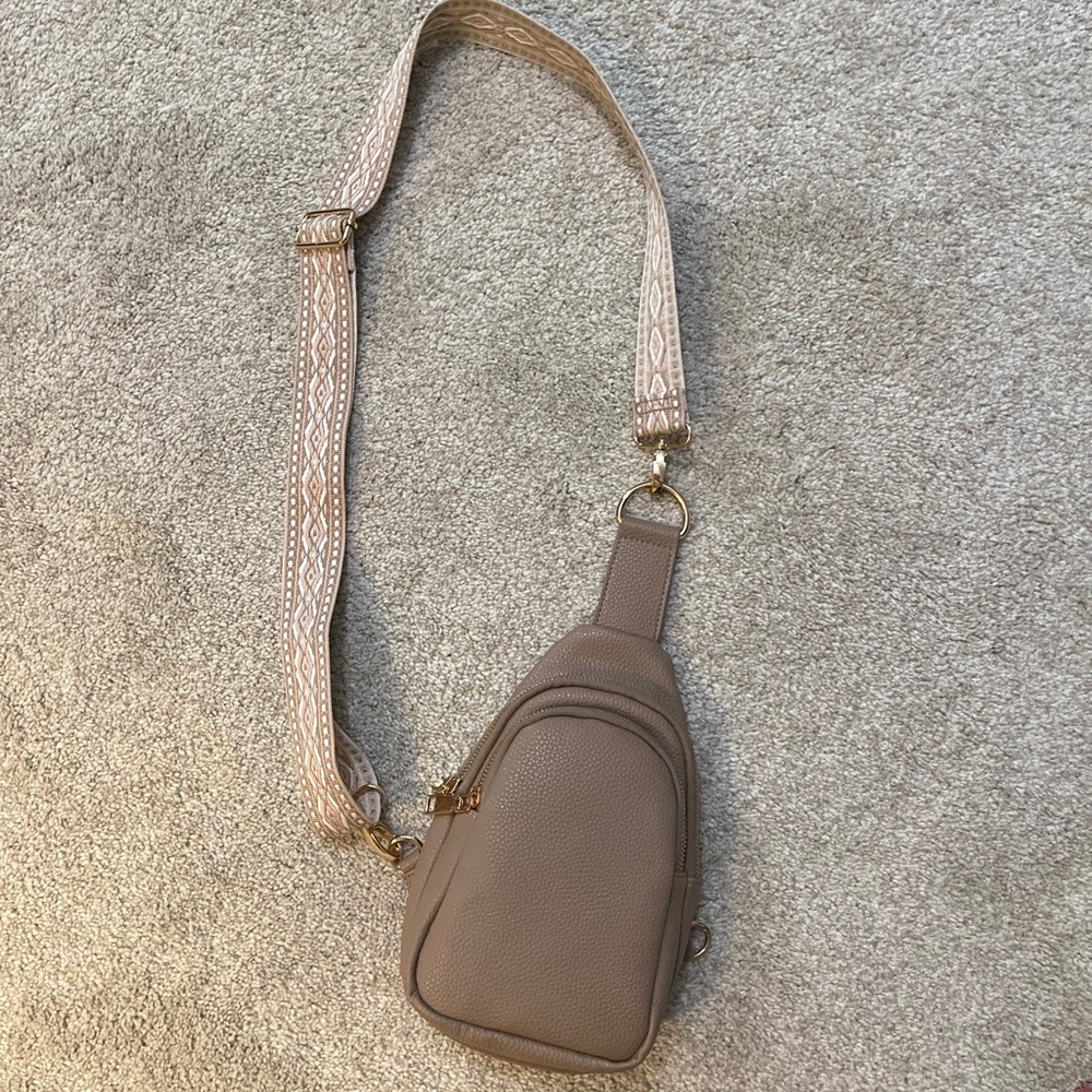 Sling Strap Crossbody Purse NWOT